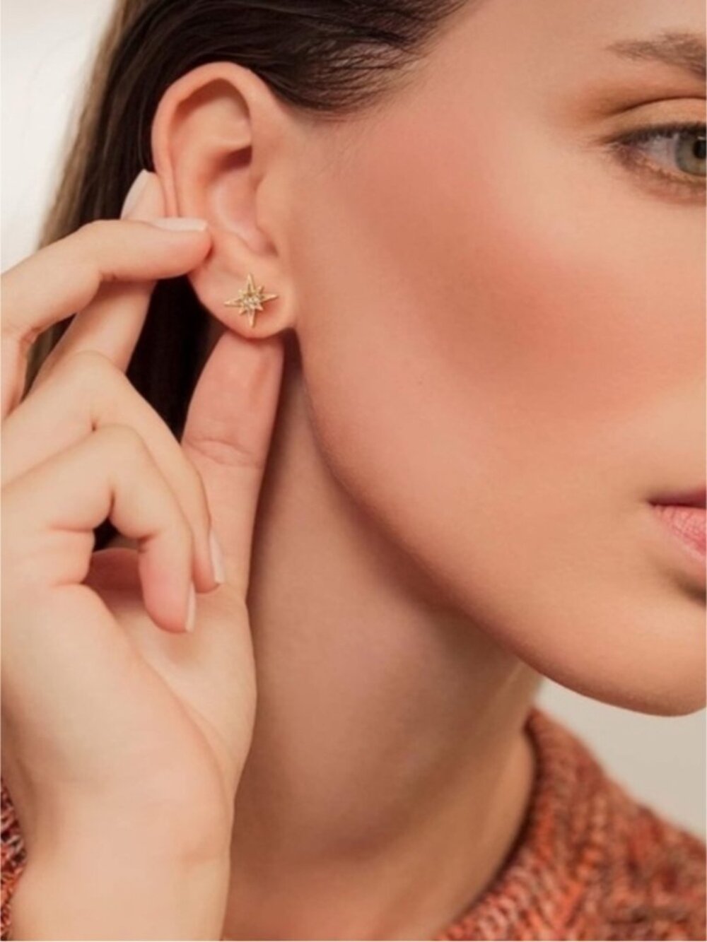 14k Gold Plated Hamsa Star Cubic Zirconia Stud Earrings - Picture 2 of 3